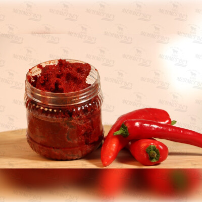 Tatlı Biber Salçası